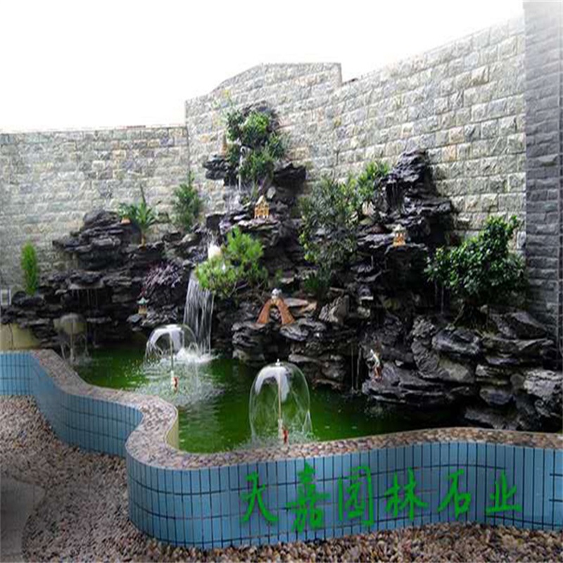丽江小庭院水景设计